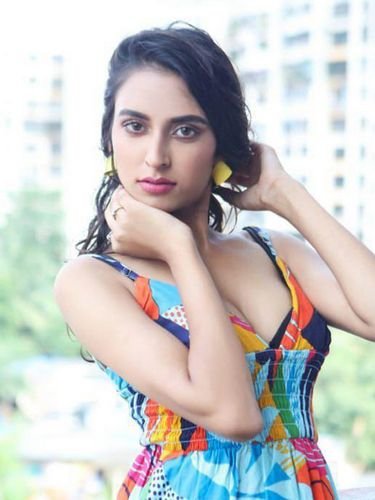Escorts Service Near Vivanta By Taj Hotel New Delhi Call Girls